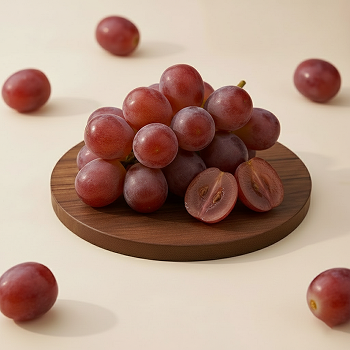 Red globe grapes